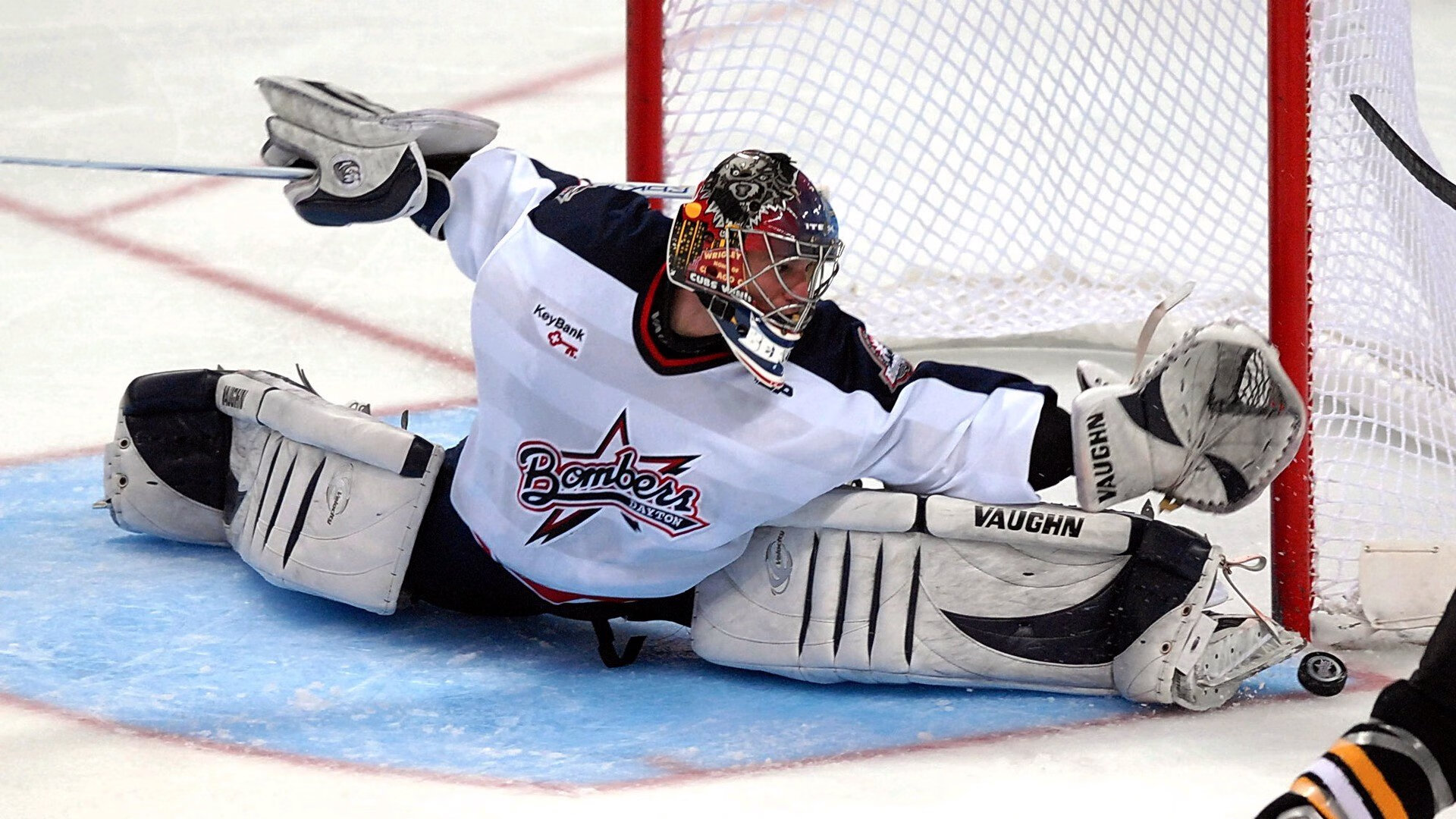 九游娱乐官网-美网险胜ATP总决赛，西西帕斯如何用一场比赛点燃整个赛季的期待